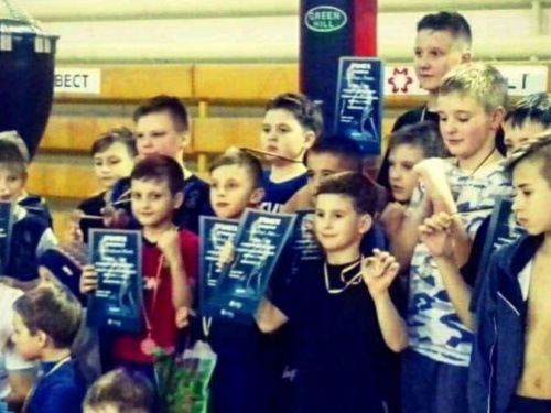 В Авдеевке провели первый турнир по кикбоксингу (ФОТО)