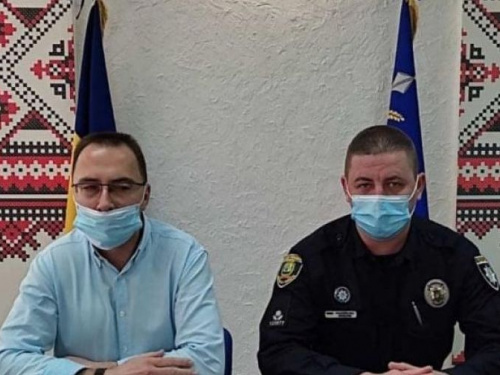 Дільничний офіцер поліції Авдіївки Максим Лазоренко звітував про результати роботи перед громадою