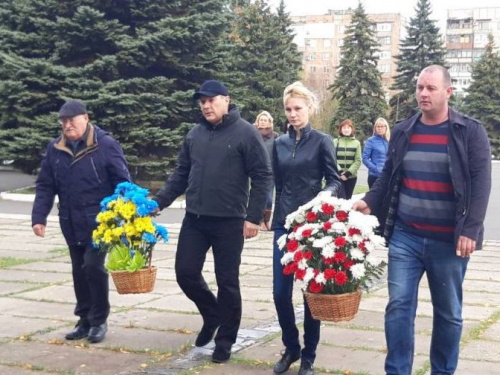 В Авдеевке отметили День освобождения Украины (ФОТО)
