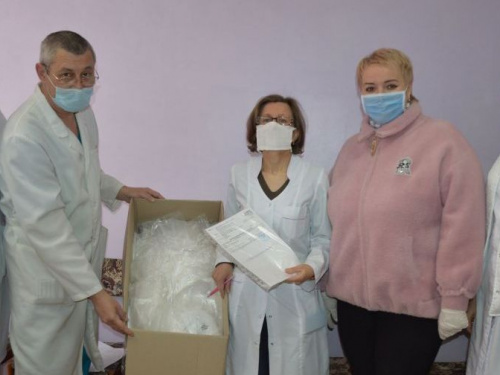 Метинвест обеспечил медиков Авдеевки респираторами максимальной степени защиты