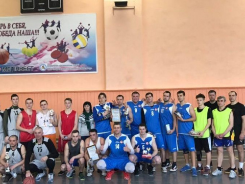 В Авдеевке прошел Открытый кубок АКХЗ по баскетболу (ФОТО)