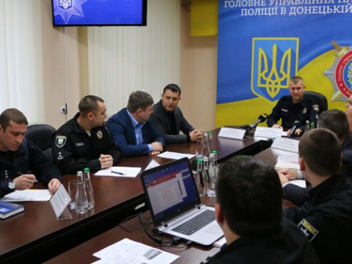Химический удар по Донбассу: полиция и спасатели дали пояснения