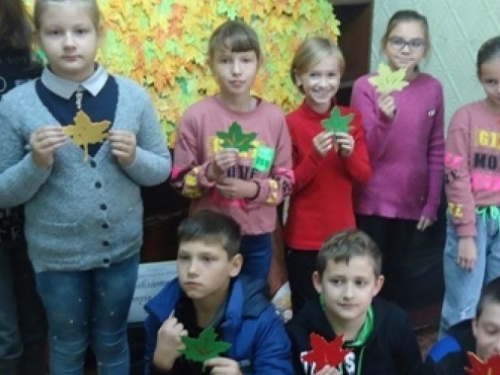 В центральній бібліотеці міста пройшов майстер-клас «Книжкова закладка»