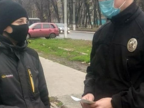 Авдіївські поліцейські розповіли маленьким містянам як захистити себе від булінгу