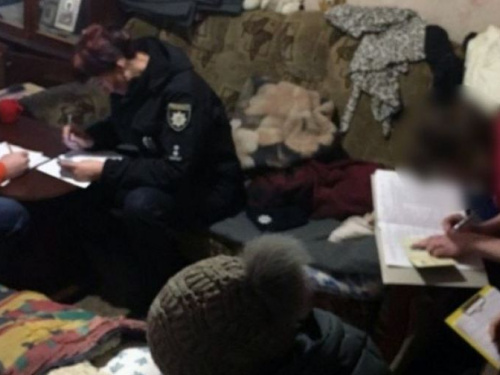 Авдеевские правоохранители выявили семью, в которой ребенок жил в полной антисанитарии