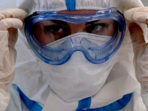 Медикам снова обещают выплатить доплаты