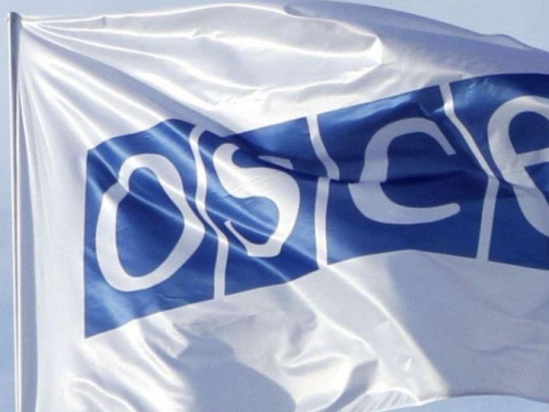 Наблюдатели СММ ОБСЕ сообщают о взрывах и  очередях из пулемета в районе Авдеевки