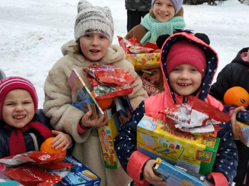 Волонтер сообщила о радостях и проблемах авдеевских принцесс