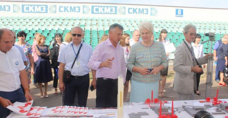 Несмотря на обстрелы: авдеевские коксохимики заботятся об экологии (ФОТО)