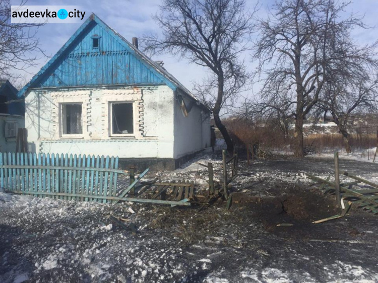 Погибшую женщину  обнаружили в Авдеевке  после утреннего обстрела (ФОТО)