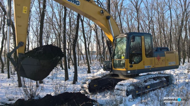 Спасатели помогают вернуть газ в Авдеевку: фотодоказательство