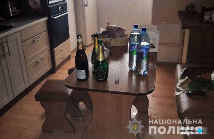 В прифронтовой Марьинке произошел взрыв в квартире: погибли два человека (ФОТО)