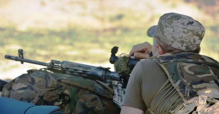 Возле Авдеевки стреляли из гранатометов и пулеметов