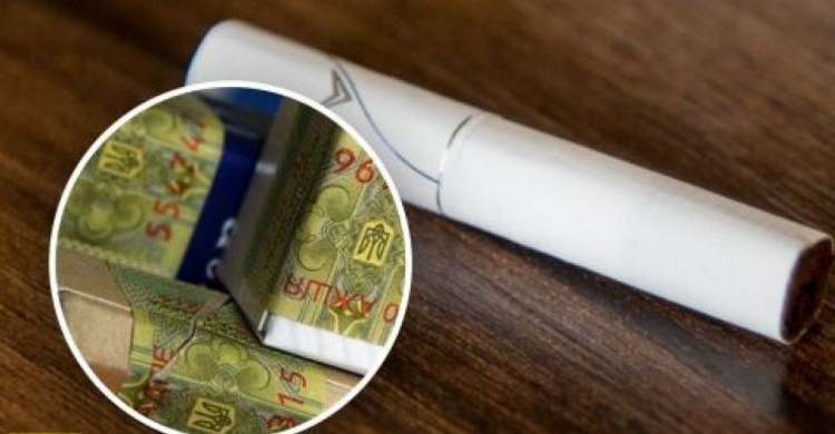 В Украине подорожали сигареты: сколько теперь стоит пачка