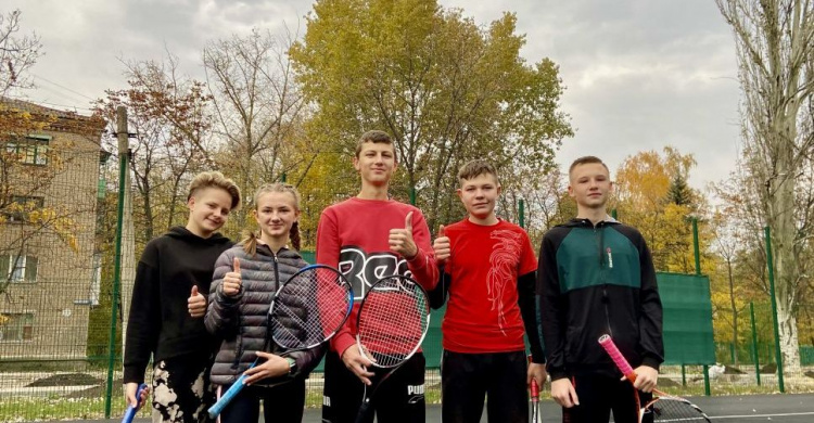 Современное оборудование и новый формат тренировок: спортсмены  протестировали теннисную пушку (ВИДЕО)