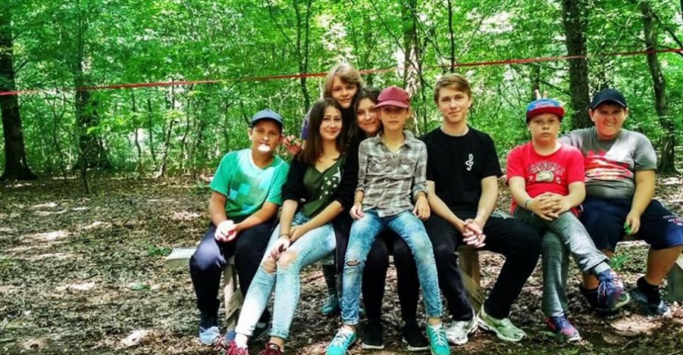 Детворе из Авдеевки устроили отдых в Закарпатье (ФОТО)