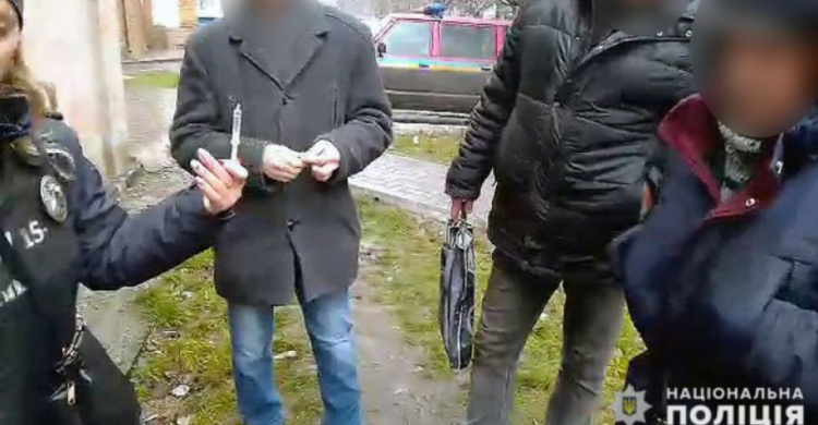 Авдеевец приехал в Покровск отдохнуть и попался с наркотиками
