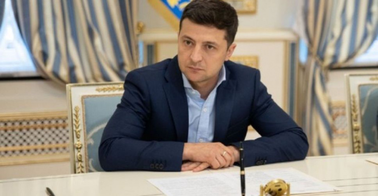 Обострение на Донбассе: Президент созвал силовиков на срочное совещание