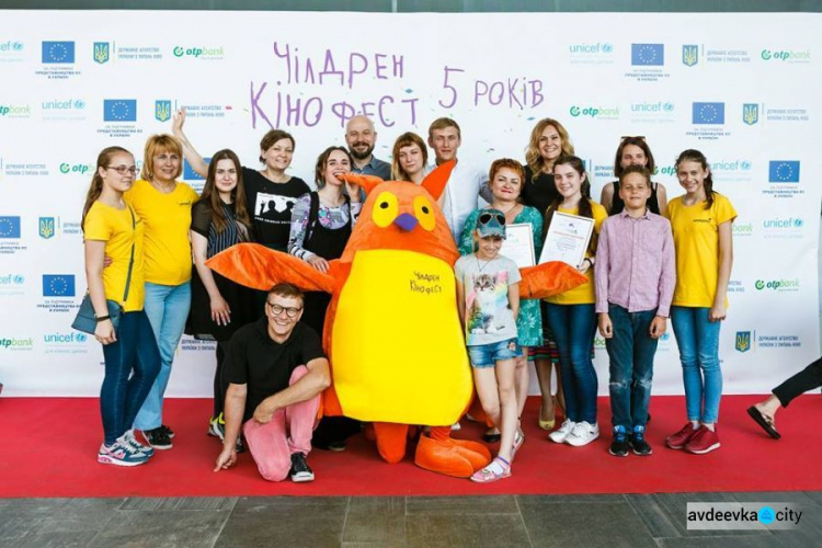 Снятый школьниками в Авдеевке  фильм  "Вирус А"  взял две награды на фестивале Чилдрен Кинофест
