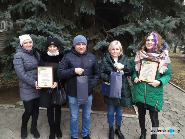 В Авдіївці визначили найкращу новорічну вітрину. ФОТОФАКТ
