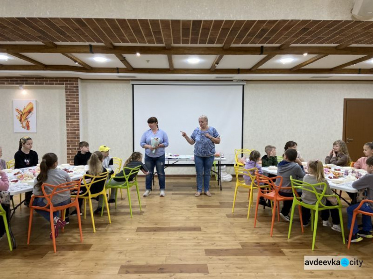 Зефирные букеты и вкусные подарки: на «Платформе» снова праздник для ребятишек