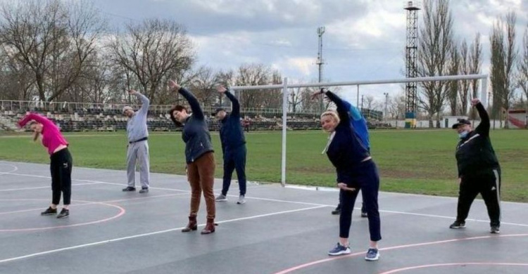 Авдеевских сторонников ЗОЖ приглашают на утренние зарядки «Движение ради здоровья»