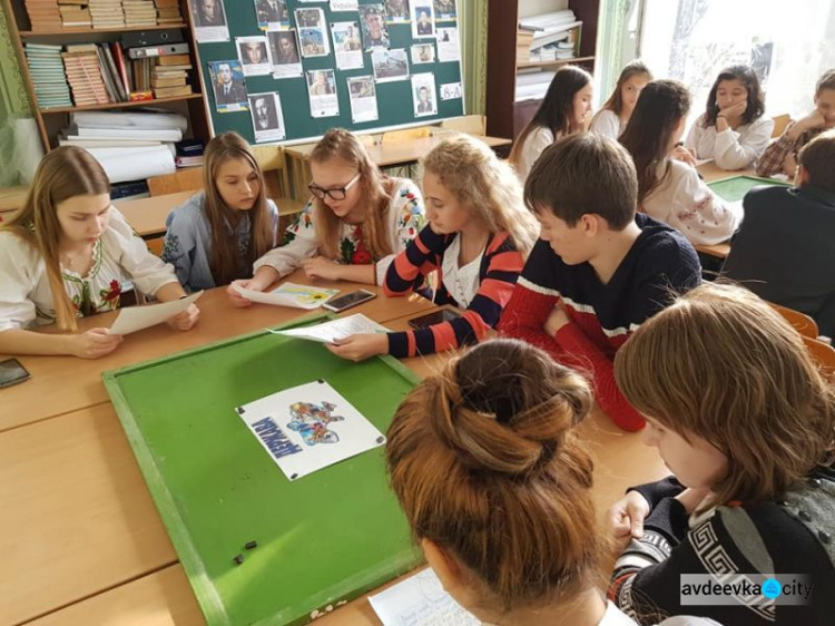 Авдіївка долучилася до Дня рiдної мови (ФОТО)