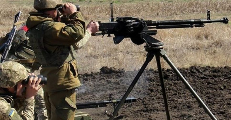 Сутки в ООС: боец ВСУ подорвался на мине