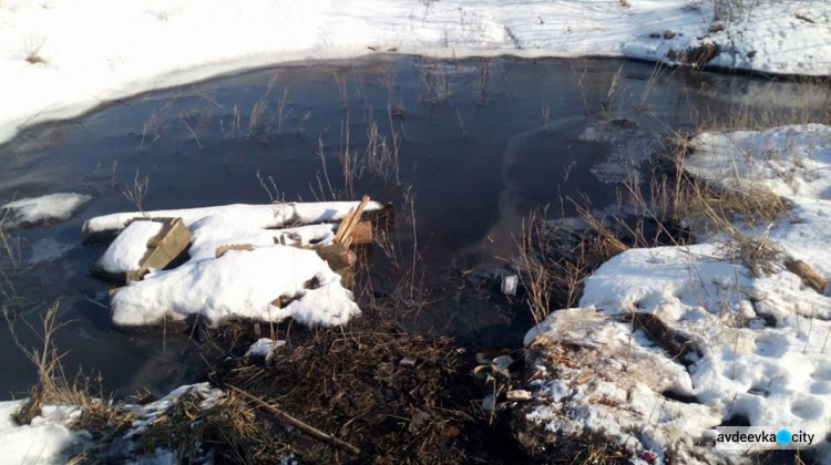 В районе прифронтового Торецка оборонные укрепления ВСУ залила шламовая смесь (ФОТО)