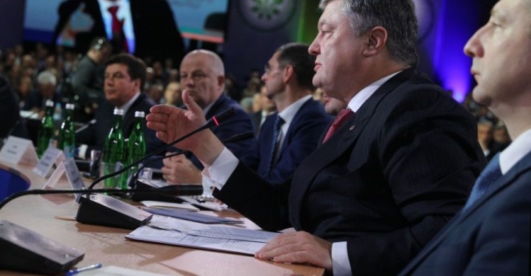Порошенко рассказал, как реформа отразилась на Авдеевке