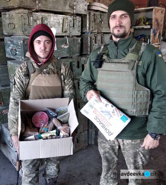Офицеры группы Cimic Avdeevka доставили помощь военным и мирным жителям (ФОТО)