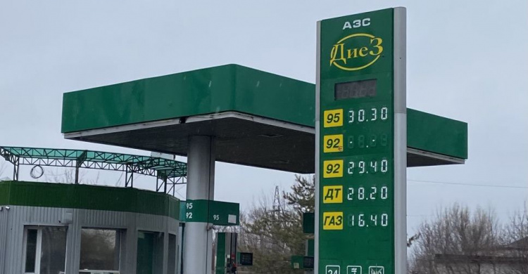 Рынок в преддверии паники и очередей на АЗС: автогаз и ДТ подорожают на 25-30%