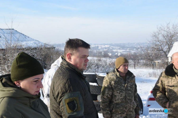 На авдіївській промзоні прочитали молитву за загиблими в боях військовими (ФОТО/ВІДЕО)