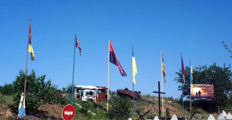 Активисты Авдеевки проводят акцию ко Дню освобождения города