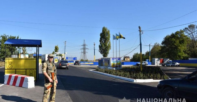 Блокпосты на Донетчине помогли предотвратить серию перевозок оружия и наркотиков (Инфографика)