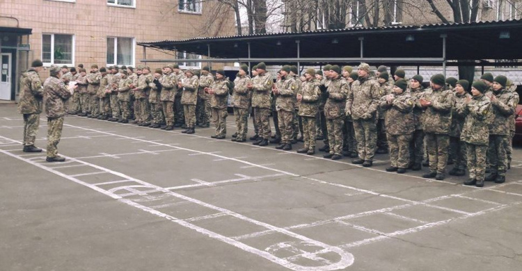 В Авдеевке подписали распоряжение о призыве в армию