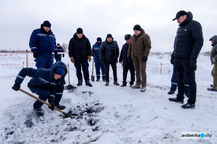 Жебривский рассказал о вагонах «прикопанных» снарядов (ФОТО)