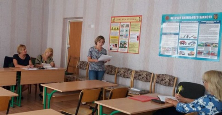 В Авдеевке решали, как остановить «несовершеннолетнюю преступность»