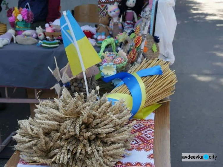 Жебривский пообещал Авдеевке постоянный областной пасхальный праздник (ФОТО)