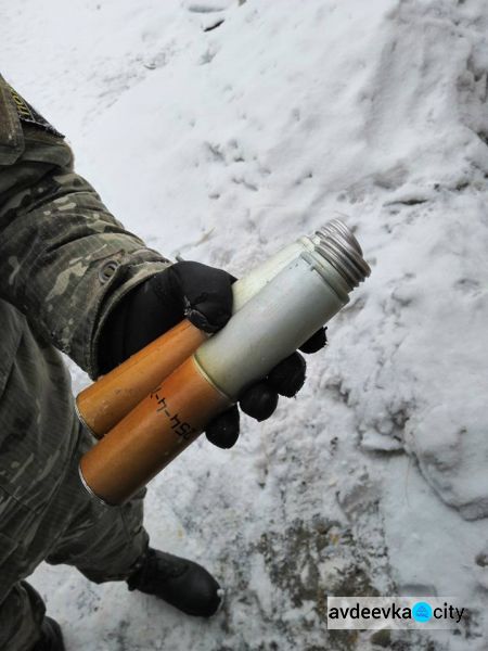 Стало известно, что чаще всего пытаются незаконно перевезти через Донбасс