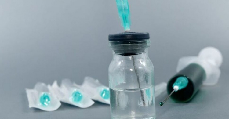 В феврале Украина получит 117 тысяч доз вакцины Pfizer