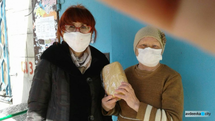 Неравнодушные активисты помогают подопечным авдеевского терцентра