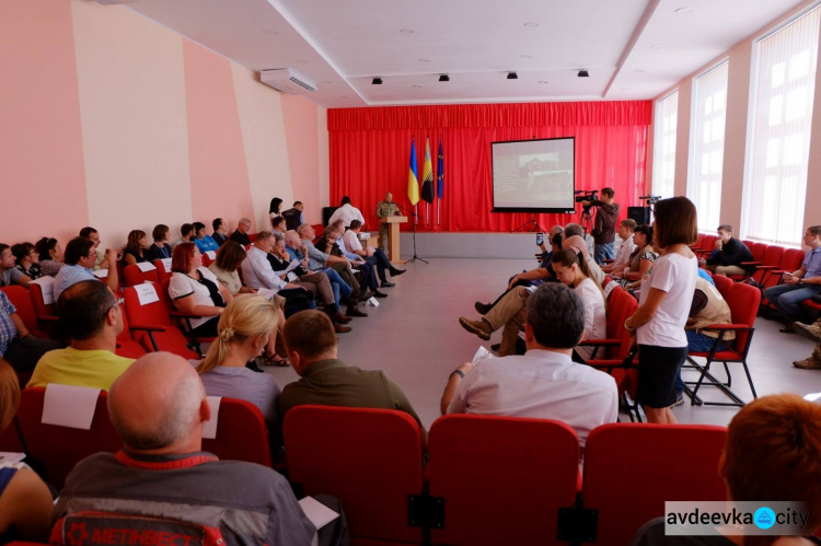 «Евродесант» в Авдеевке: подробности от Жебривского (ФОТО + ВИДЕО)
