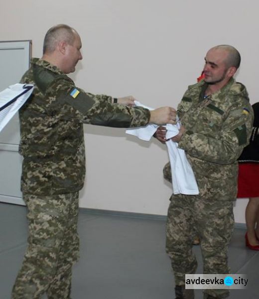 Защитников Авдеевки поздравили с  Днем Вооруженных Сил Украины (ФОТО)