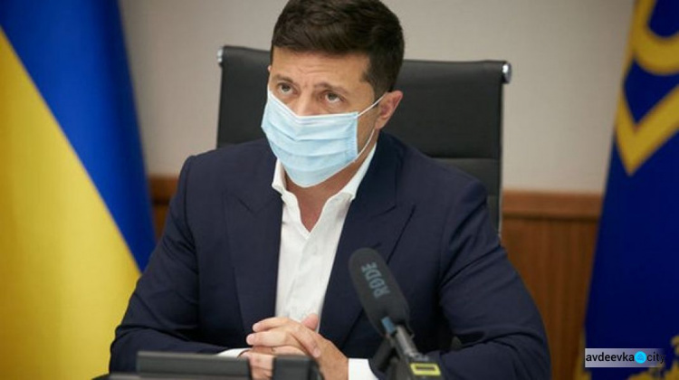 Владимир Зеленский ответил, будет ли первым в Украине вакцинироваться от COVID-19