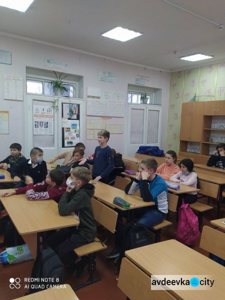 Авдеевских школьников учили противодействовать насилию и не допускать буллинг в коллективе