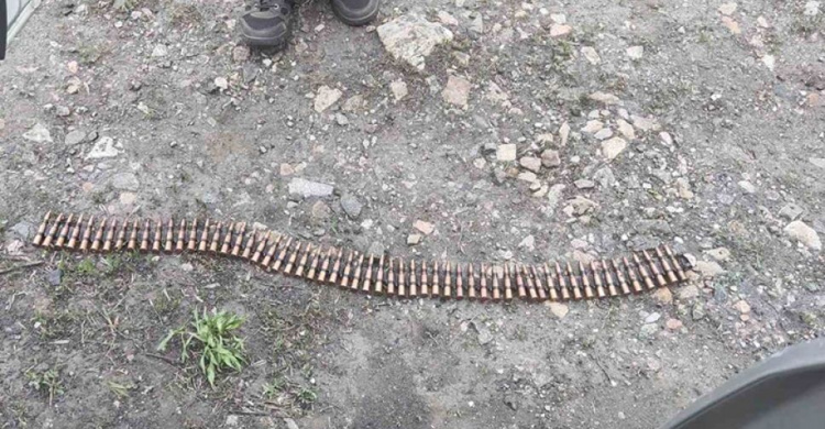 В Авдеевке местный житель добровольно выдал полицейским найденные боеприпасы