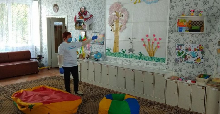 «Искорка» продолжает помогать особенным детям Авдеевки