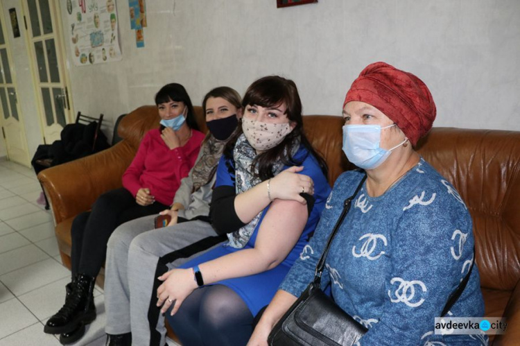 С вакцинацией к коллективному иммунитету: на АКХЗ продолжается иммунизация сотрудников