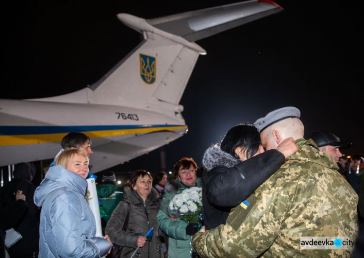 Большой обмен пленными: кого удалось вырвать из ОРДЛО, что заявил Зеленский (ФОТО + ВИДЕО)